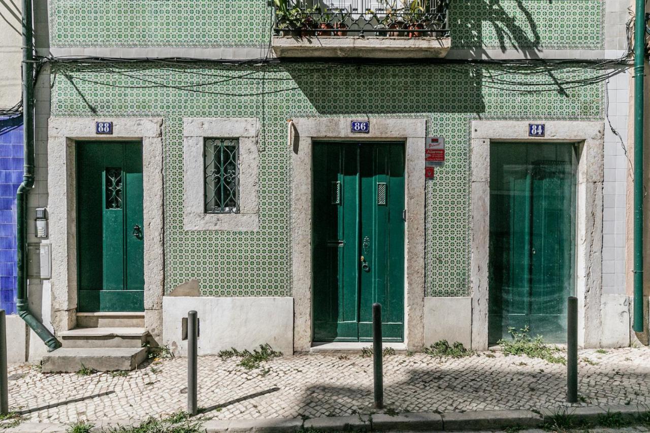 Moderno Apartamento Em Bairro Tipico Lisboeta Лиссабон Экстерьер фото
