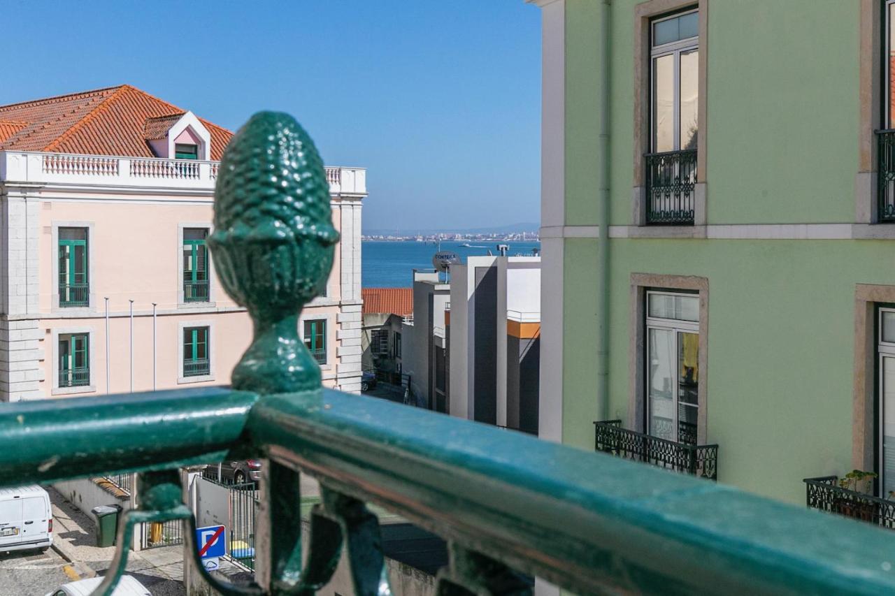 Moderno Apartamento Em Bairro Tipico Lisboeta Лиссабон Экстерьер фото